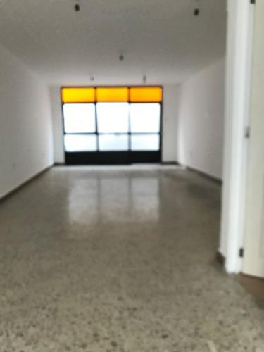 Imagen 3 de 3 de Querétaro, Centro H. Local Comercial En Renta! Fa