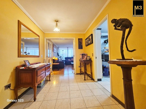 Venta Amplio Dpto. 4d/3b + Serv., Suecia / Eliodoro Yañez
