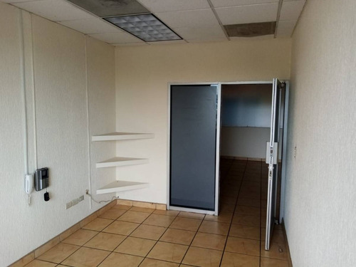 Imagen 16 de 21 de Se Renta Local Comercial En Col. Centro.