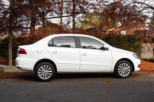 Volkswagen Gol Comfort 1.6- Motorland Permuto / Financio