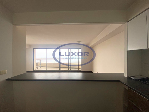 Moderno Departamento En Venta Con Vista Despejada Al Mar