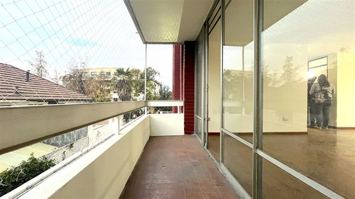 Departamento En Venta De 3 Dorm. 2 Baños En Ñuñoa