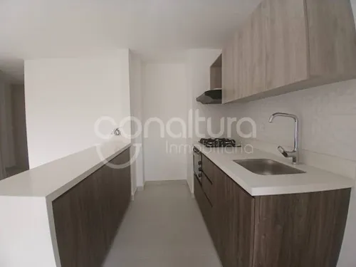 Apartamento En Arriendo San Diego 472-6239