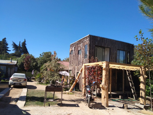 Terreno Con Cabañas 