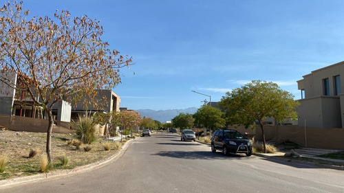 Venta | Terreno | Barrio Aguaribay | Valle | Chacras De Coria | Mendoza