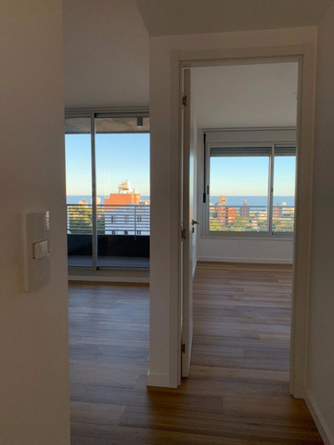 Apartamento En Alquiler De 2 Dormitorios En Cordón