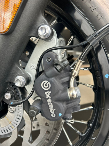 Triumph Bonneville T120 Black
