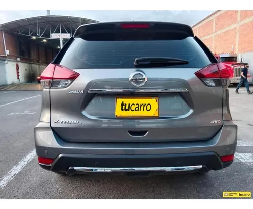 Nissan X-Trail Exclusive 2.5cc TP AA 4X4