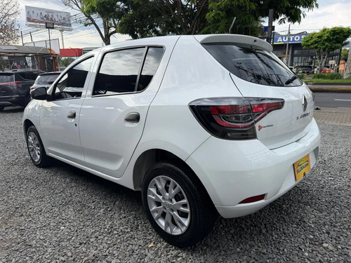 Renault Sandero 1.6 Life