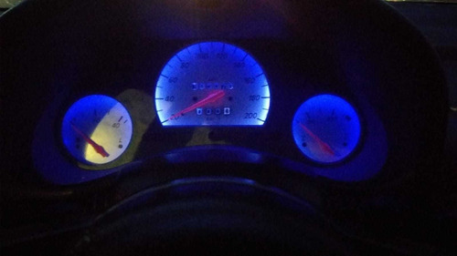 Gm Corsa Sedan A Vista 8900 Aceito Cartão E Financio