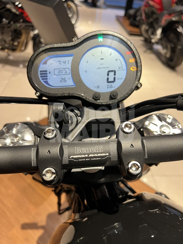 Imagen 10 de 15 de Benelli Leoncino 500