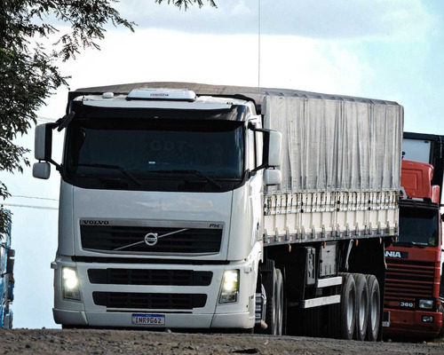 Imagem 14 de 14 de Volvo Fh440