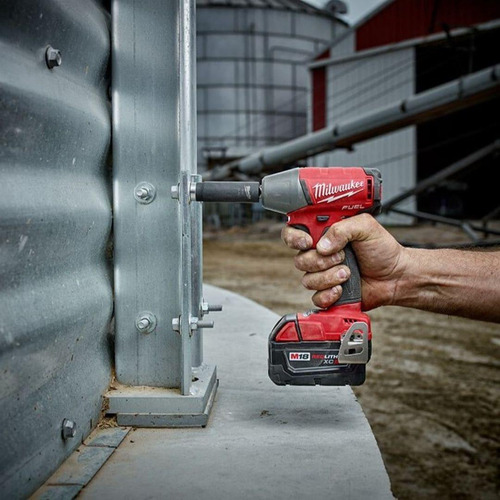 Llave de impacto Milwaukee 2755-20 Avulso a batería de 18 V, 1/2