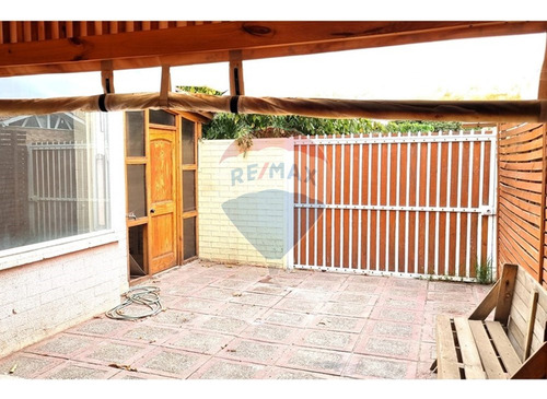 Casa Condominio C/paneles Solares Térmicos