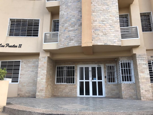 Imagen 1 de 13 de Apartamento 04126835217 Economico Av. Fuerzas Aereas