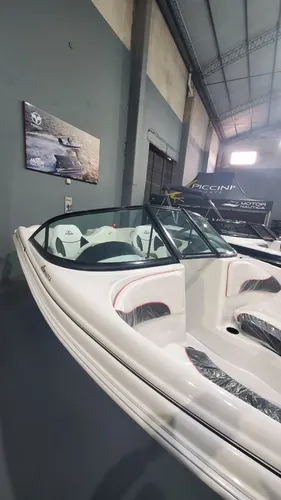 Lancha Arco Iris Eclipse 17 Motor Mercury 115hp 4t
