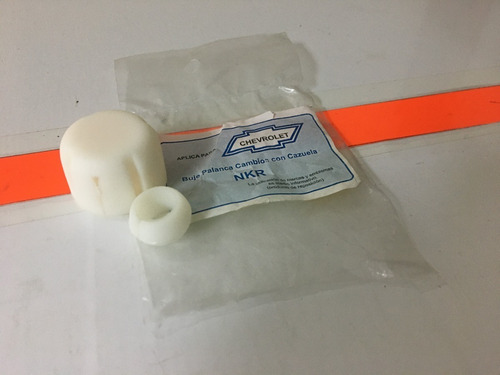 Imagen 2 de 4 de Buje Palanca Cambios Nkr Nhr