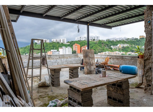 En Venta Apto 280 Mts Con Terraza Las Mesetas De Santa Rosa