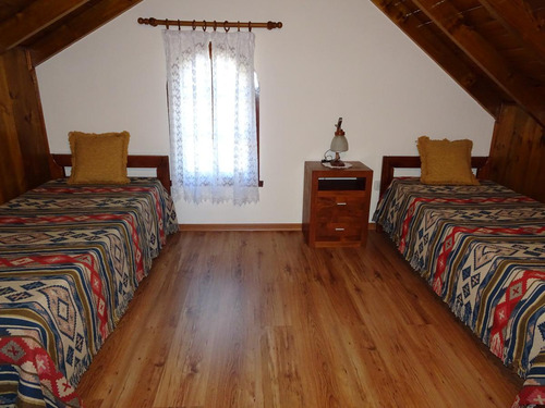 Casa En Venta - 3 Dormitorios 4 Baños 2 Cocheras - 332mts2 - Villa Gesell