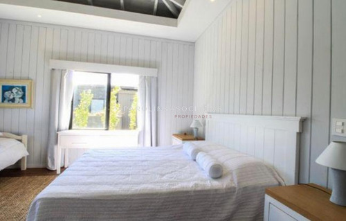 Casa En Venta De 3 Dormitorios En Punta Del Este , Jose Ignacio - Ref: 3815