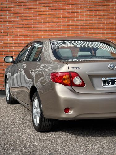 Toyota Corolla 1.8 Xei At