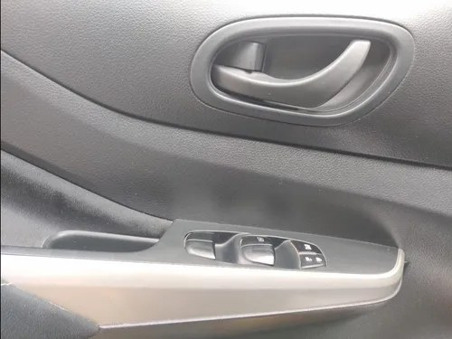 Nissan NP300 2.5 SE Paq Seguridad Mt