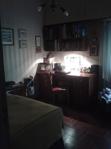 Chalet 4 Ambientes. Gran Parque. Larrea 2200