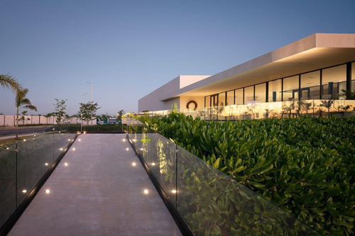 Casa En Venta Merida, Temozon Norte, En Privada, Sep 2025.