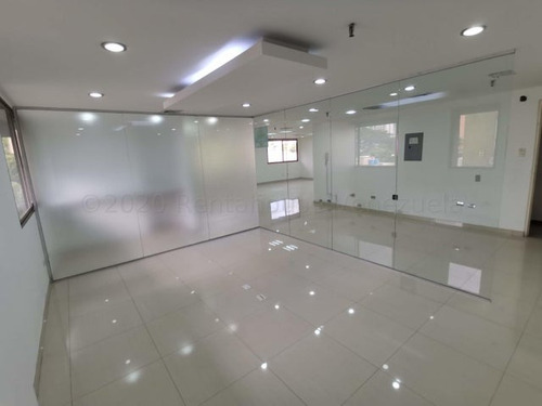 Se Vende Oficina En Los Dos Caminos