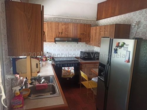 Imagen 6 de 25 de Casa En Venta La Trinidad Jesús Enrique Díaz 22-12473 Caracas Baruta