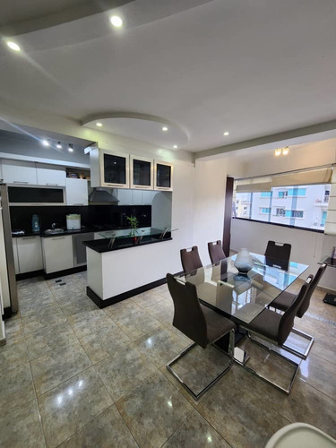 Imagen 6 de 19 de Rosaura Cortez Vende Apartamento Amoblado En La Trigaleña Res Tivoli Con Planta Y Pozo