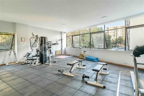 Imagen 15 de 17 de Departamento En Venta De 3 Dorm. 2 Baños Metro Colón