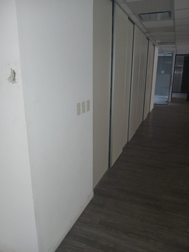 Piso De Oficinas En Torre Listo Para Ocupar