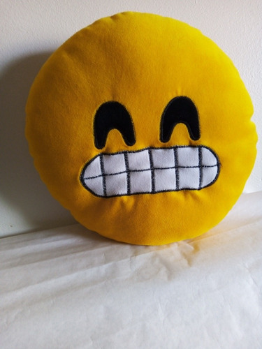 Almohadón Emoji,bordado 30 Cm De Diámetro