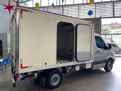 Imagem 3 de 15 de Sprinter 311 2016 Baú Refrigerado Completa Único Dono!