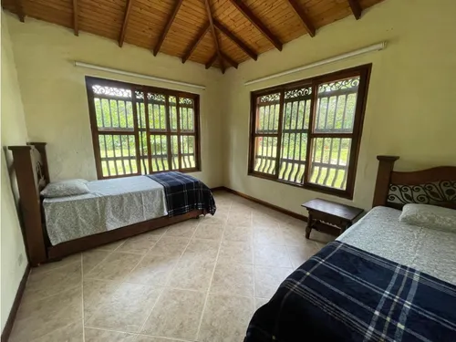 Vendo Finca Vía Tebaida