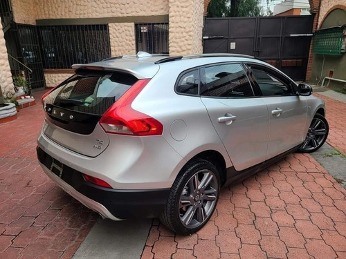 Imagen 4 de 15 de Volvo V40