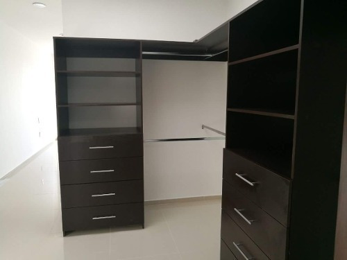 Imagen 12 de 14 de Casa Con Alberca Propia En Cumbres Del Lago, Terraza, 3 Recs
