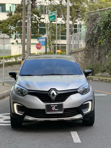 Renault Captur 2.0 Intens Automática
