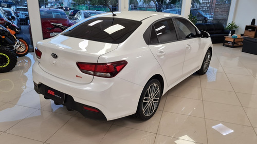Kia Rio Ex