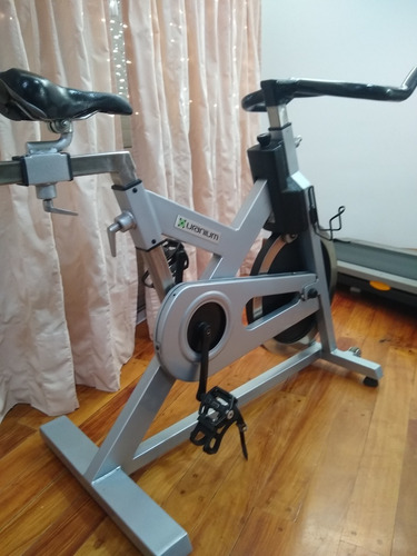 Imagen 3 de 9 de Bicicleta Fija Spinning Indoorbike Profesional Uranium C/new
