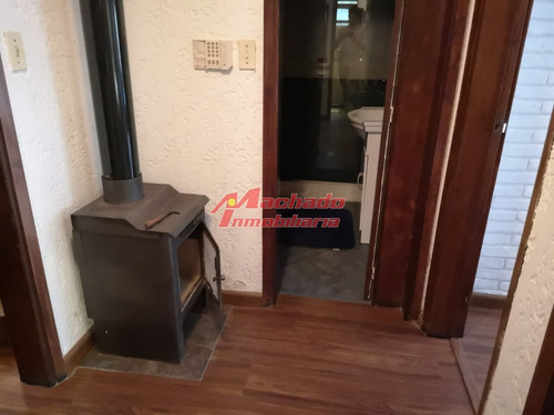 Casa En Zona Cantegril Ideal Para Vivir Todo El Año- Ref: 6343