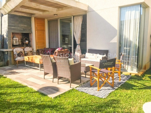 Imagen 1 de 30 de Casas En Venta En Greens, 3 Dorm Y 3 Baños Con Jardín Y Parrillero Privados, Seguridad 24hs, Piscina, Gran Parquizado, Complejo Cerrado, Arq. Carlos Ott, Barra De Carrasco, Rambla Ciudad De La Costa