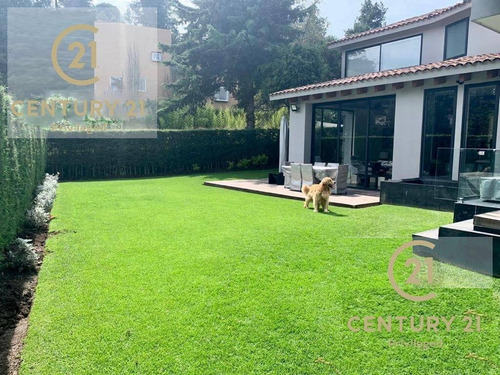 Imagen 14 de 14 de En Venta Moderna Casa En El Club De Golf Los Encinos, Estado De México.