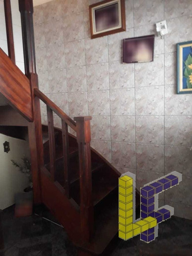 Sobrado. Bairro Santa Paula - 16346