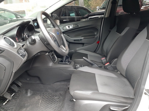 Imagen 9 de 17 de Ford Fiesta Kinetic Design 2020 1.6 Se 120cv