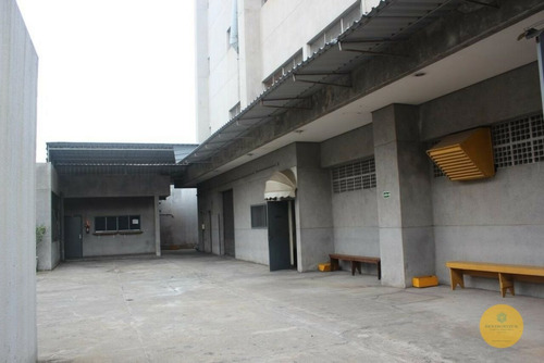 Imagem 4 de 8 de Aluga-se / Vende-se ? Prédio Industrial / Escritórios - Ic878