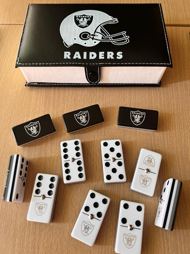 Domino Raiders Ingles + Cubilete Liso + Dados De Poker Cuban