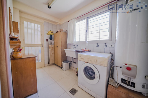 Casa De 5 Ambientes Con Garaje Para Dos Autos Jardín Y Pileta Lote Propio 8.66x26