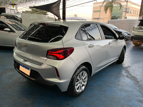 Imagem 3 de 12 de Chevrolet Onix 1.0 Lt Flex Completo 2020 Rmotors